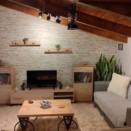 The View Attic Ioannina Exterior foto
